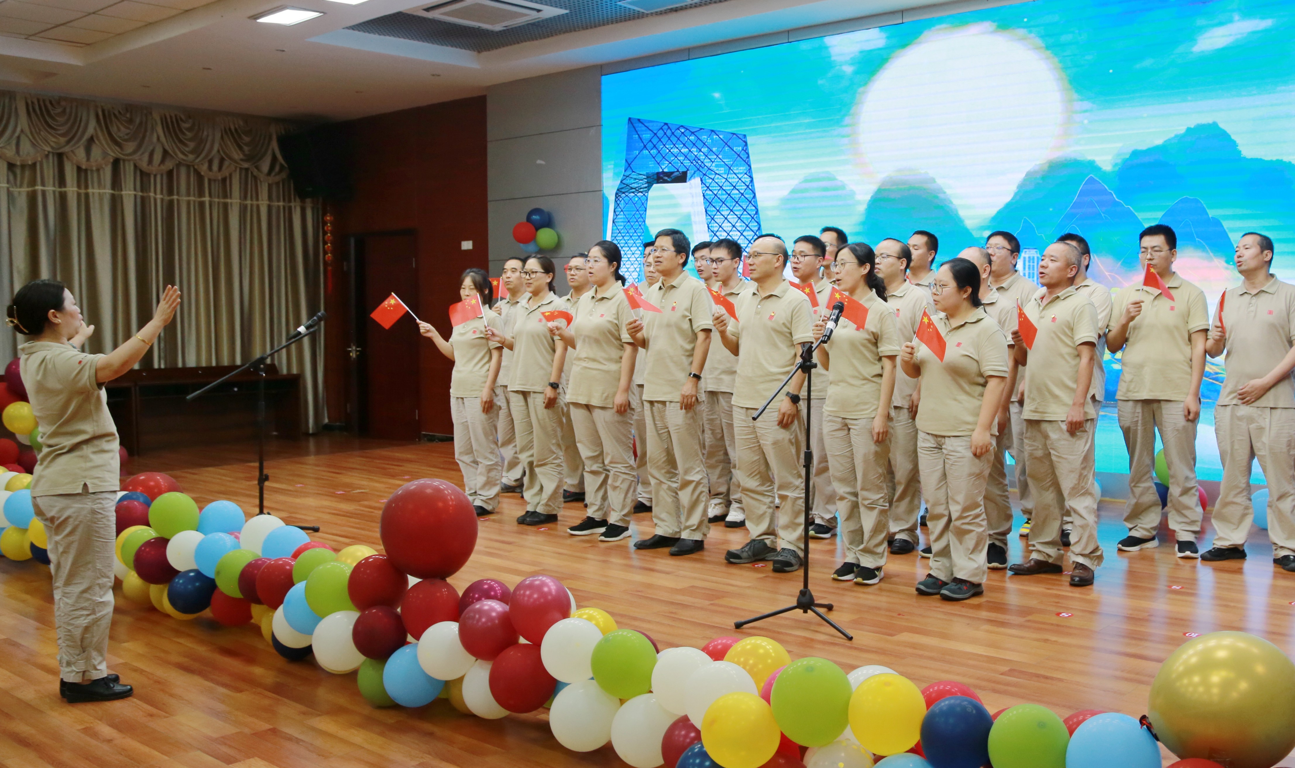 1724650013186047229.jpg 十年故事宣讲暨“同心聚力” 歌咏会 (17)_副本.jpg