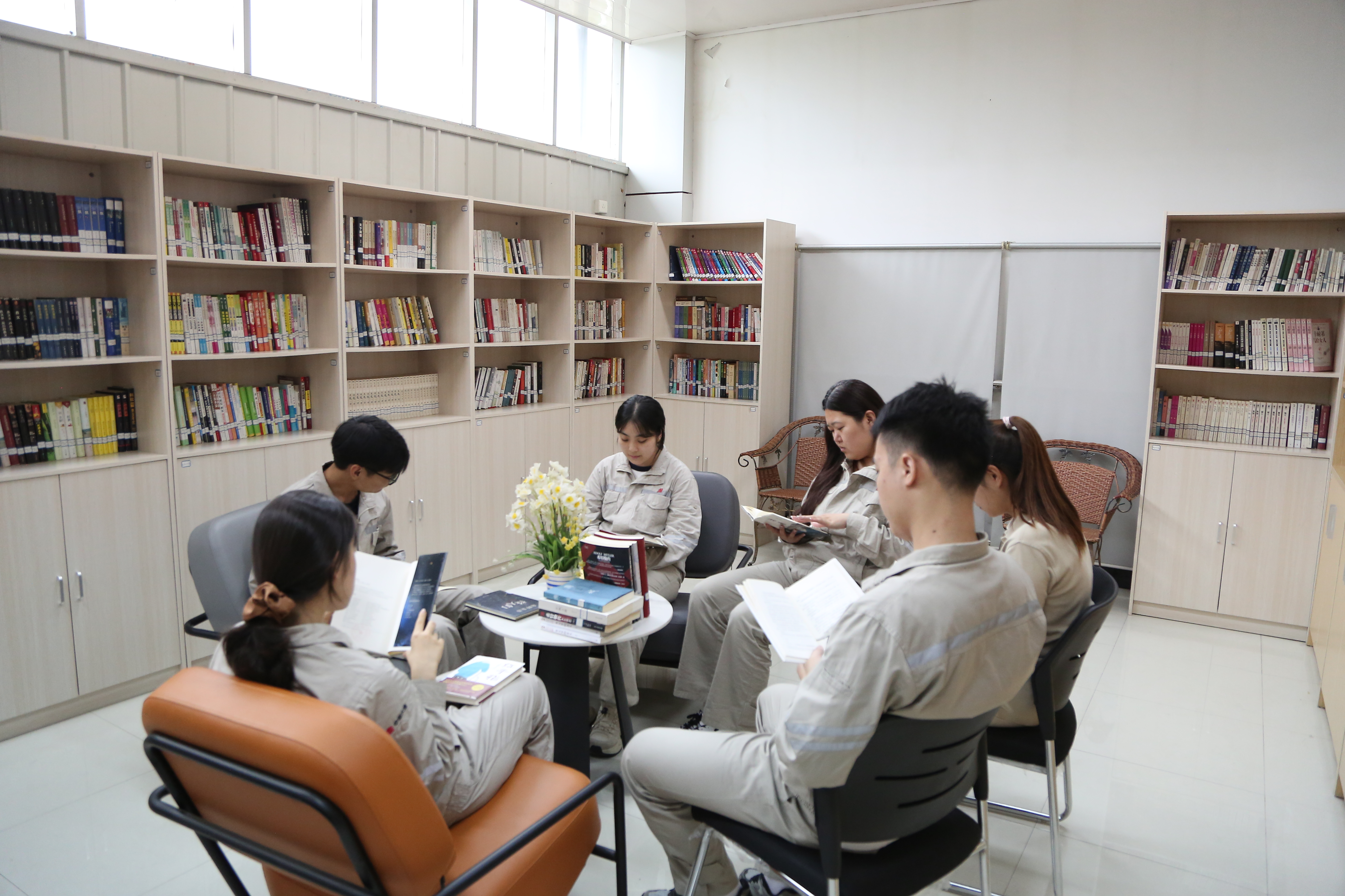 1725520696062068509.jpg 050A8679.jpg